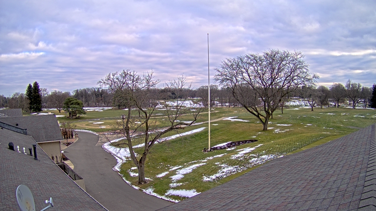Thumbnail for current weather camera view from Highland Meadows Golf Club in Sylvania, Ohio