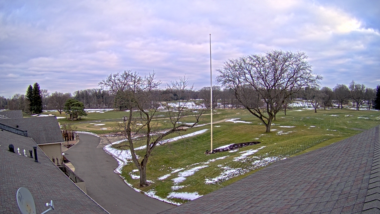 Thumbnail for current weather camera view from Highland Meadows Golf Club in Sylvania, Ohio