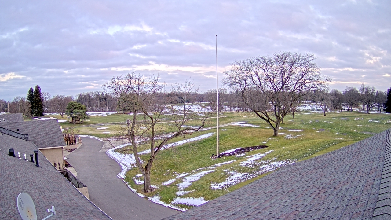 Thumbnail for current weather camera view from Highland Meadows Golf Club in Sylvania, Ohio