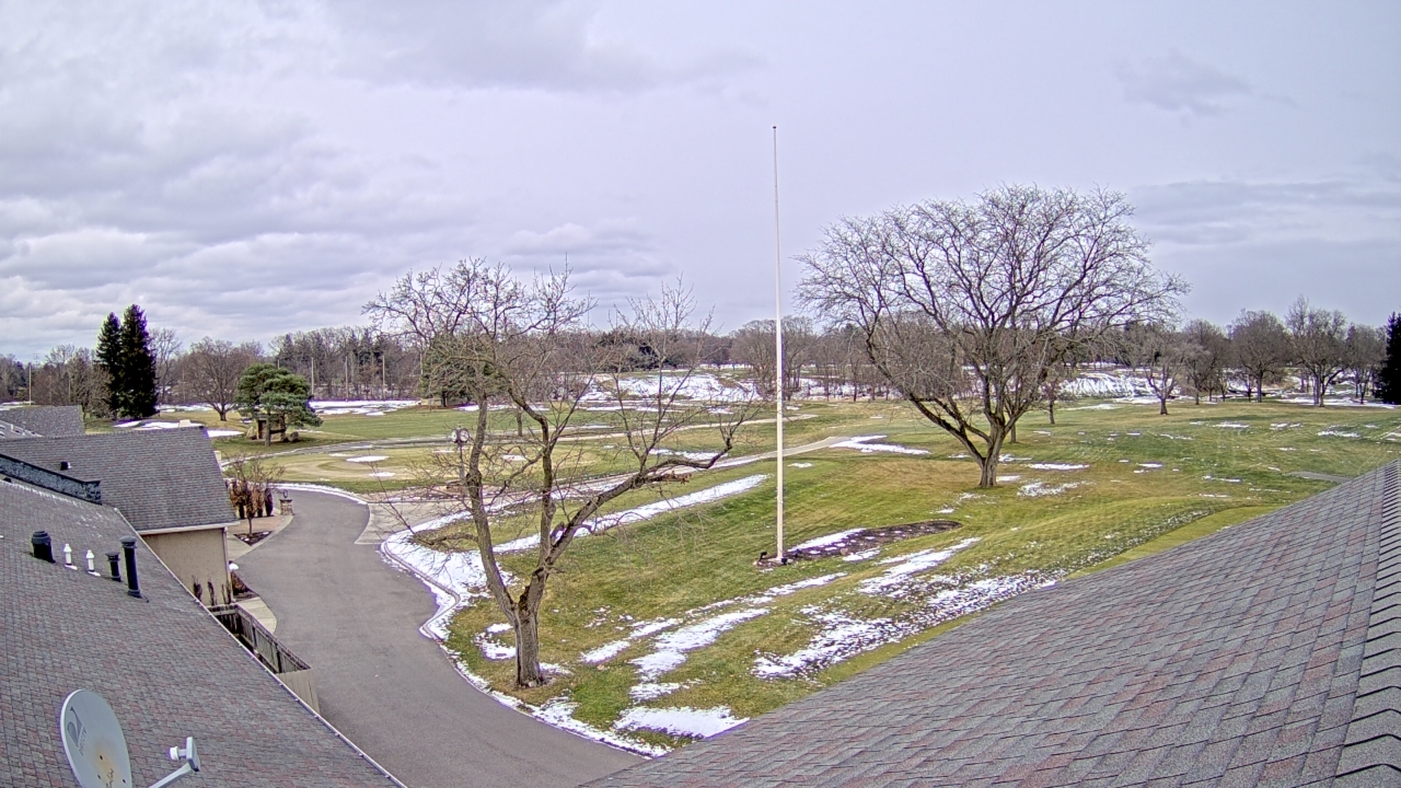 Thumbnail for current weather camera view from Highland Meadows Golf Club in Sylvania, Ohio