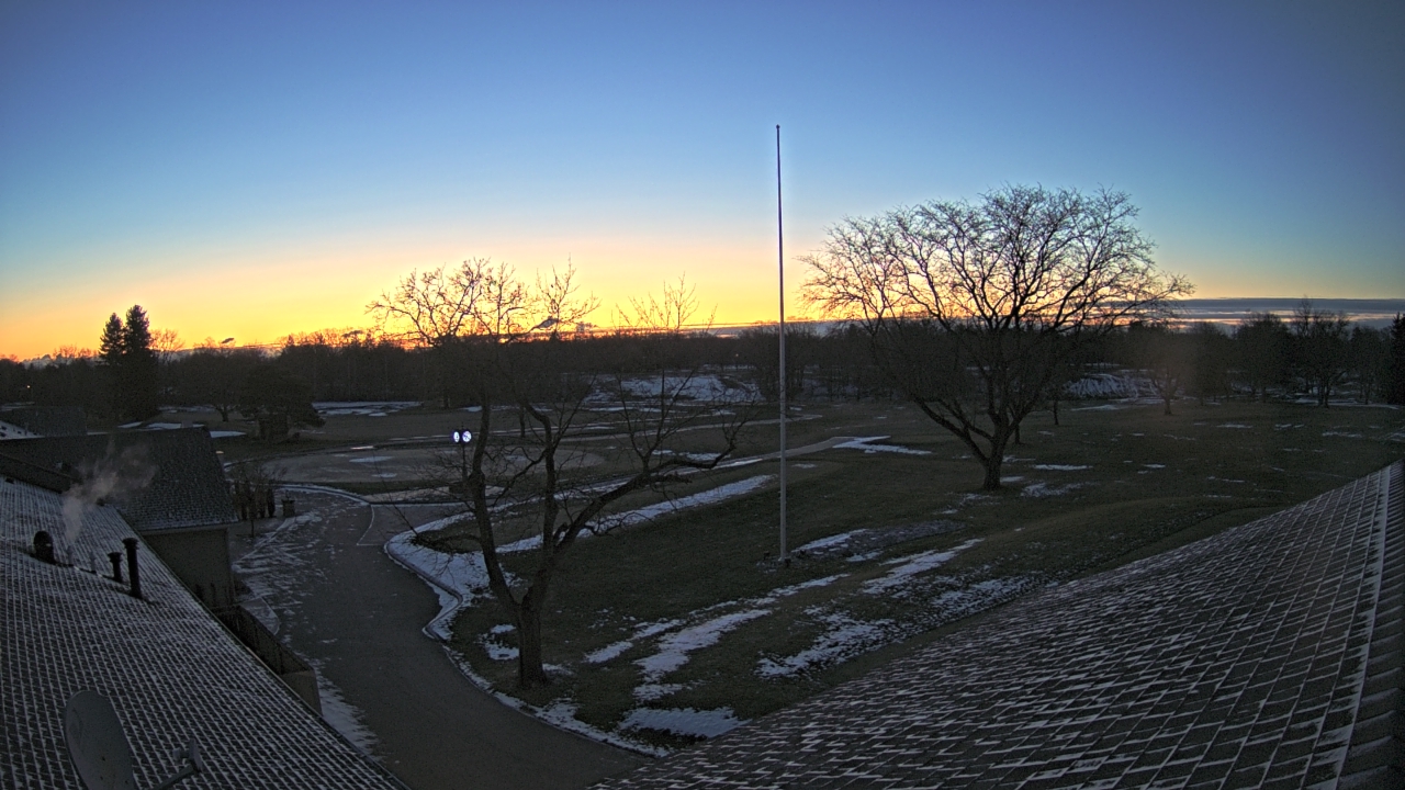 Thumbnail for current weather camera view from Highland Meadows Golf Club in Sylvania, Ohio