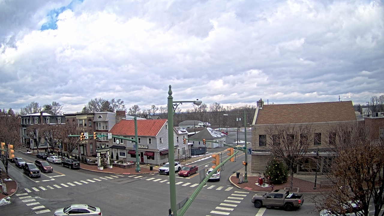 Thumbnail for current weather camera view from JoJos Pizza in Hummelstown, Pennsylvania