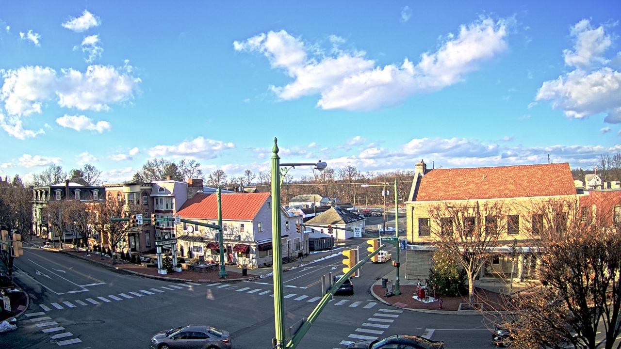 Thumbnail for current weather camera view from JoJos Pizza in Hummelstown, Pennsylvania