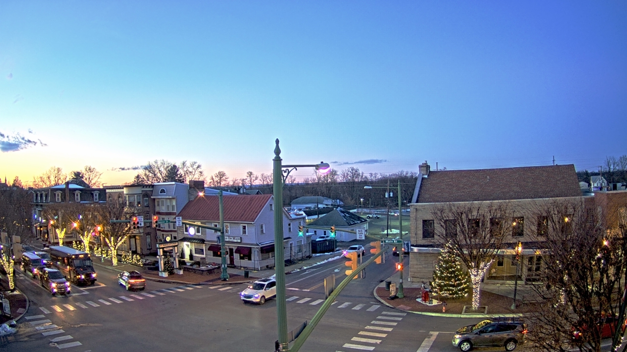 Thumbnail for current weather camera view from JoJos Pizza in Hummelstown, Pennsylvania