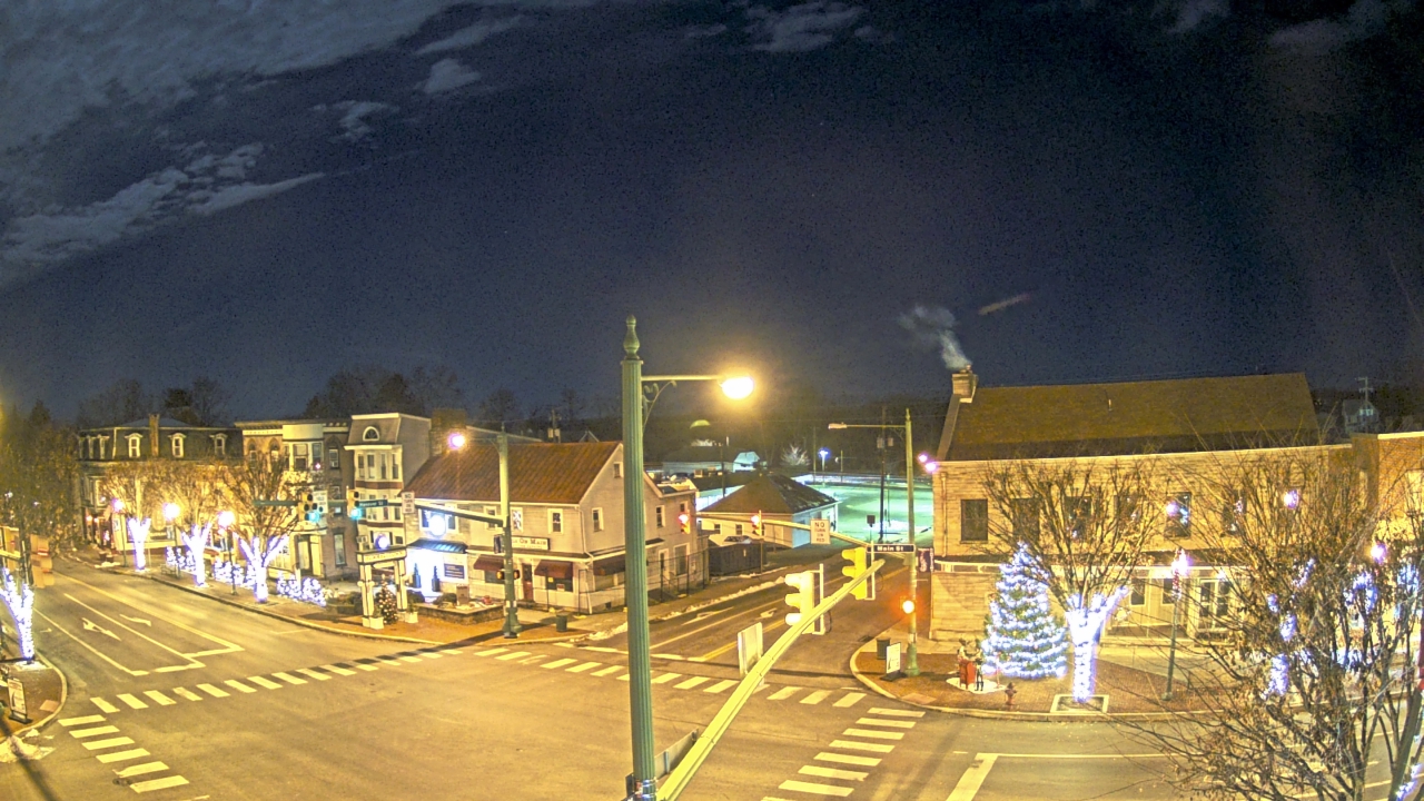 Thumbnail for current weather camera view from JoJos Pizza in Hummelstown, Pennsylvania