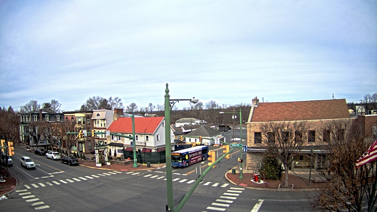 Thumbnail for current weather camera view from JoJos Pizza in Hummelstown, Pennsylvania