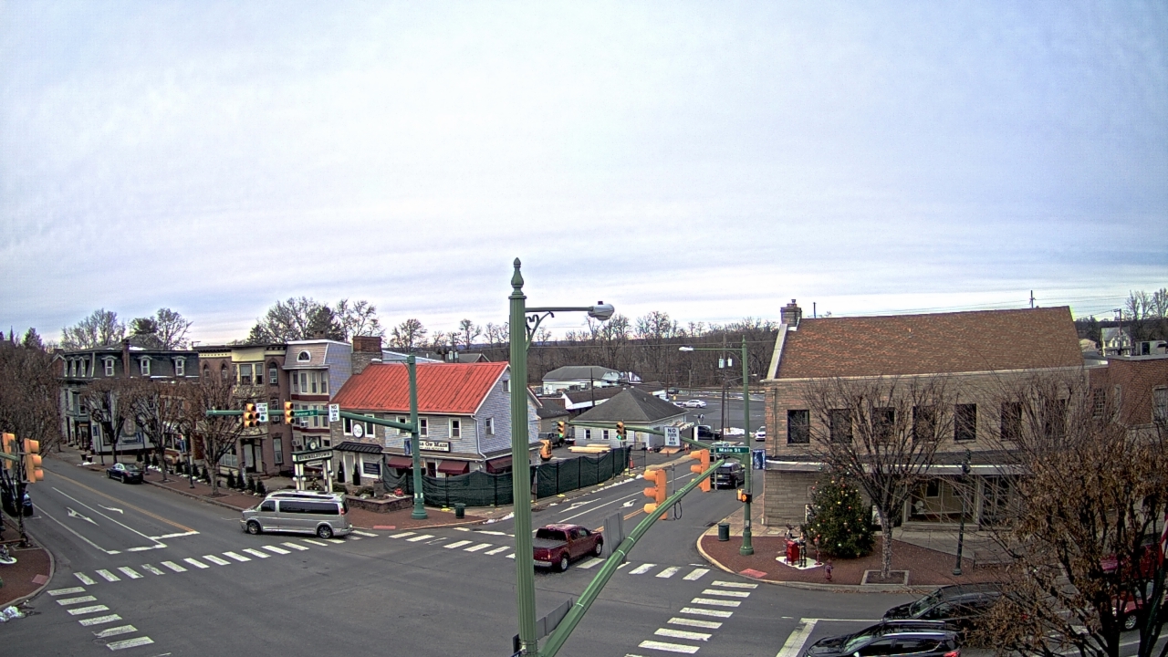 Thumbnail for current weather camera view from JoJos Pizza in Hummelstown, Pennsylvania
