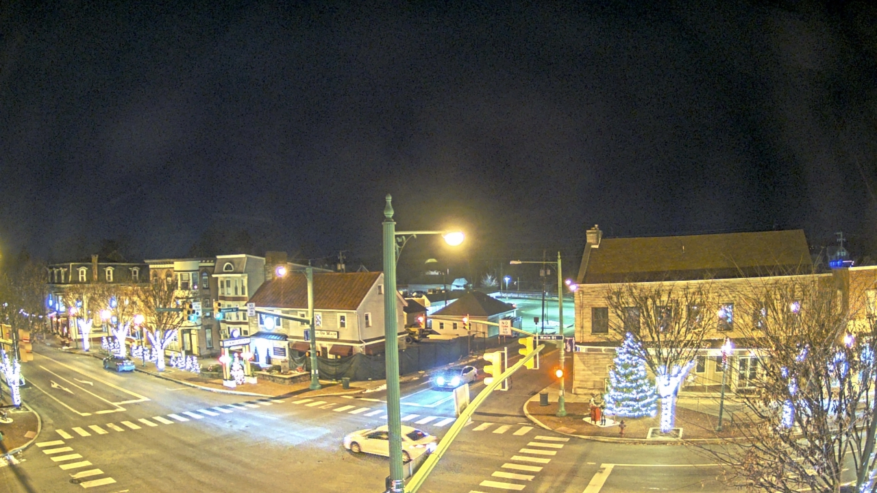 Thumbnail for current weather camera view from JoJos Pizza in Hummelstown, Pennsylvania