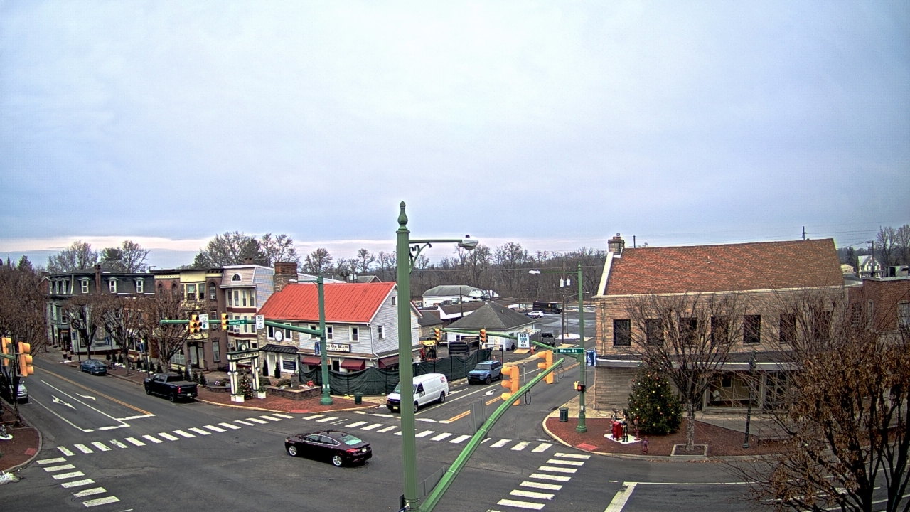 Thumbnail for current weather camera view from JoJos Pizza in Hummelstown, Pennsylvania
