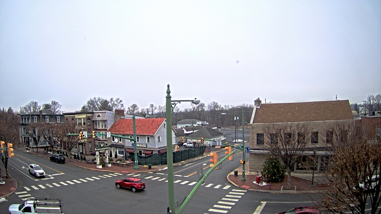 Thumbnail for current weather camera view from JoJos Pizza in Hummelstown, Pennsylvania