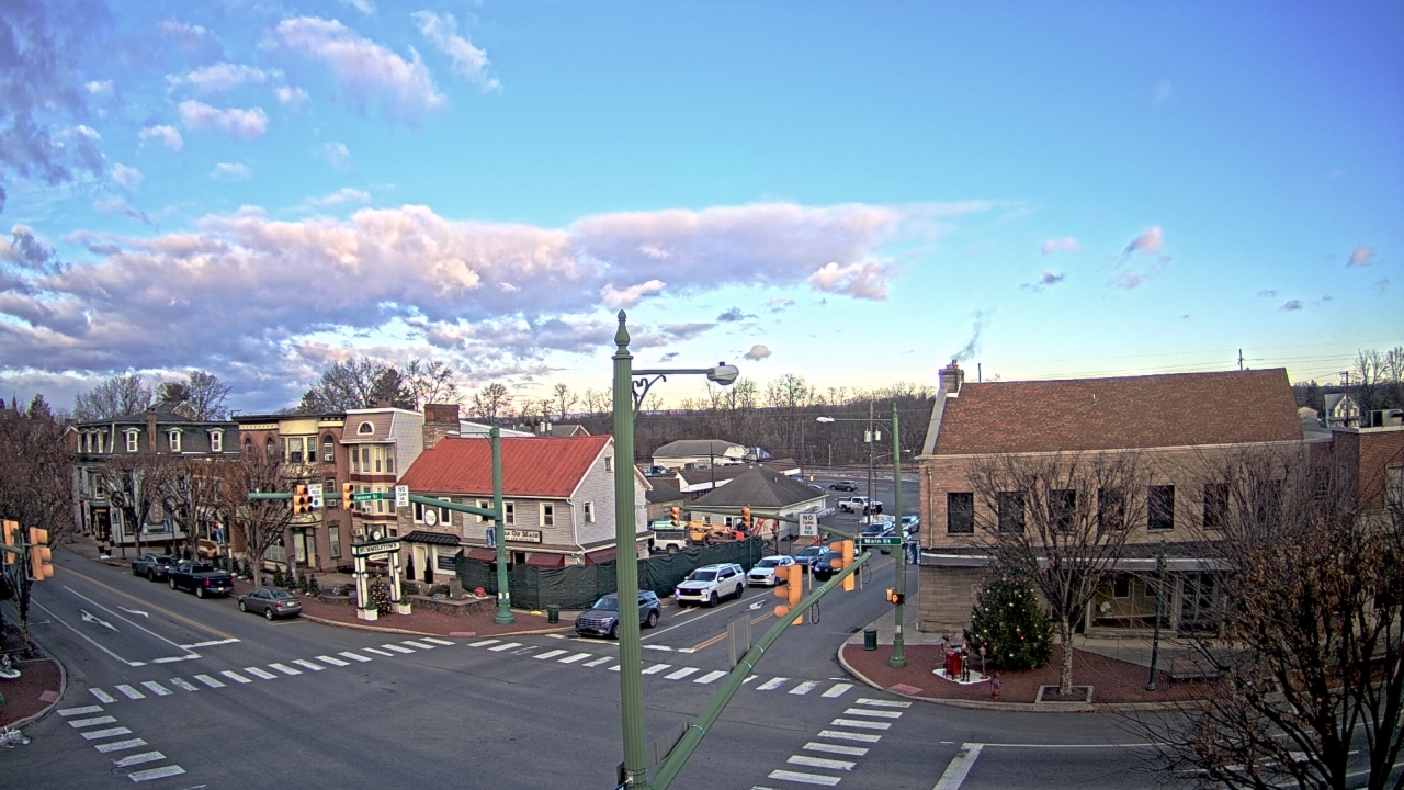 Thumbnail for current weather camera view from JoJos Pizza in Hummelstown, Pennsylvania