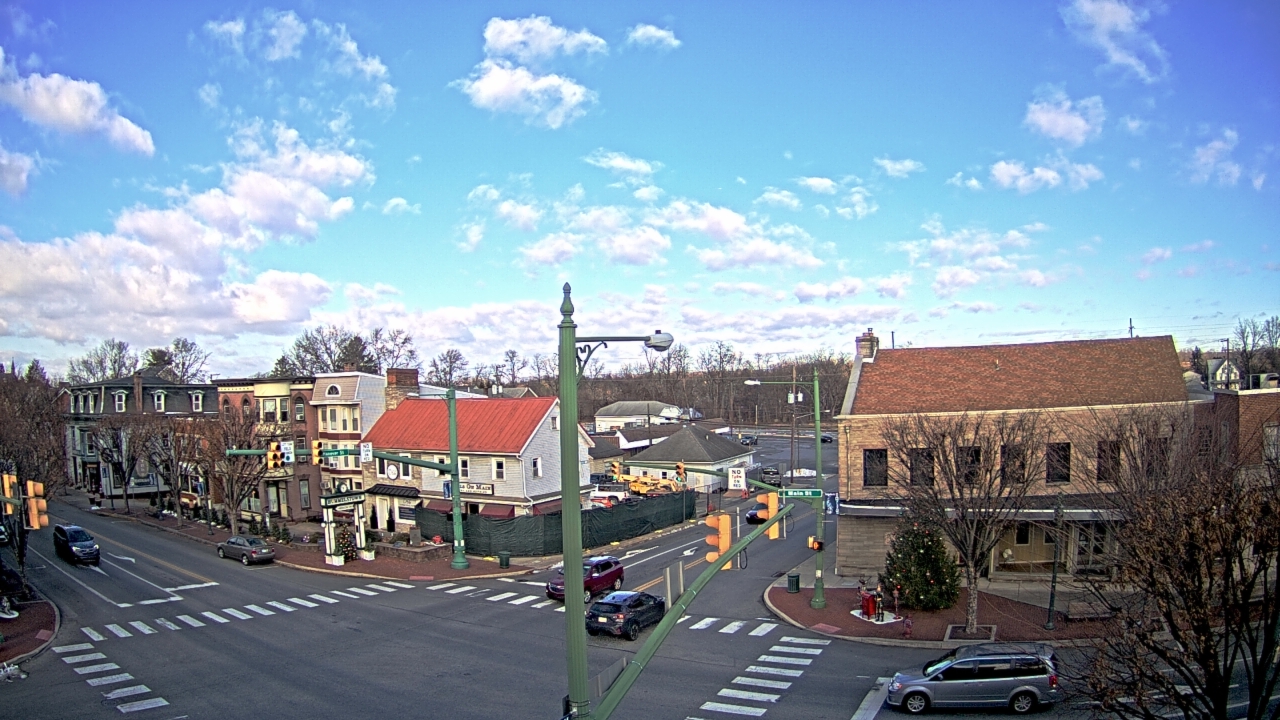 Thumbnail for current weather camera view from JoJos Pizza in Hummelstown, Pennsylvania