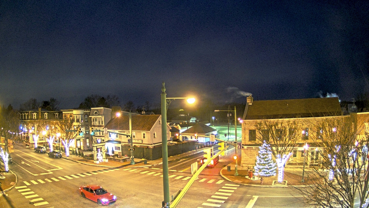 Thumbnail for current weather camera view from JoJos Pizza in Hummelstown, Pennsylvania