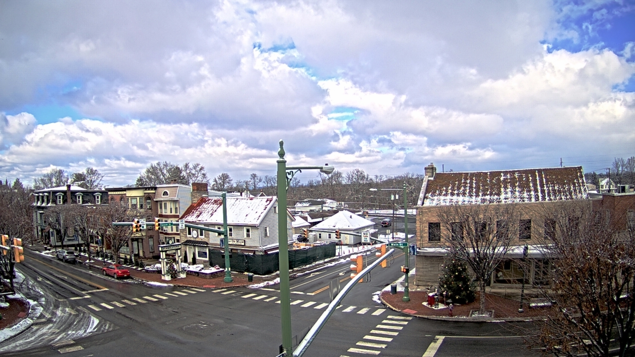 Thumbnail for current weather camera view from JoJos Pizza in Hummelstown, Pennsylvania
