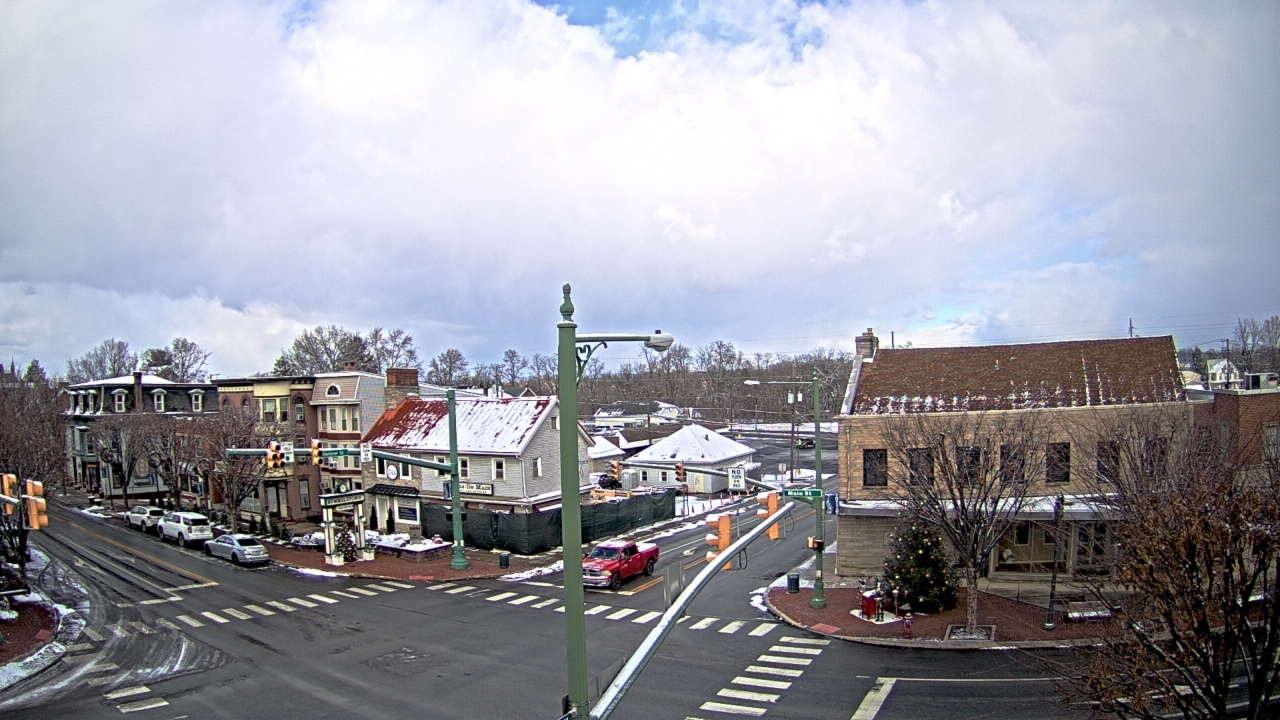 Thumbnail for current weather camera view from JoJos Pizza in Hummelstown, Pennsylvania