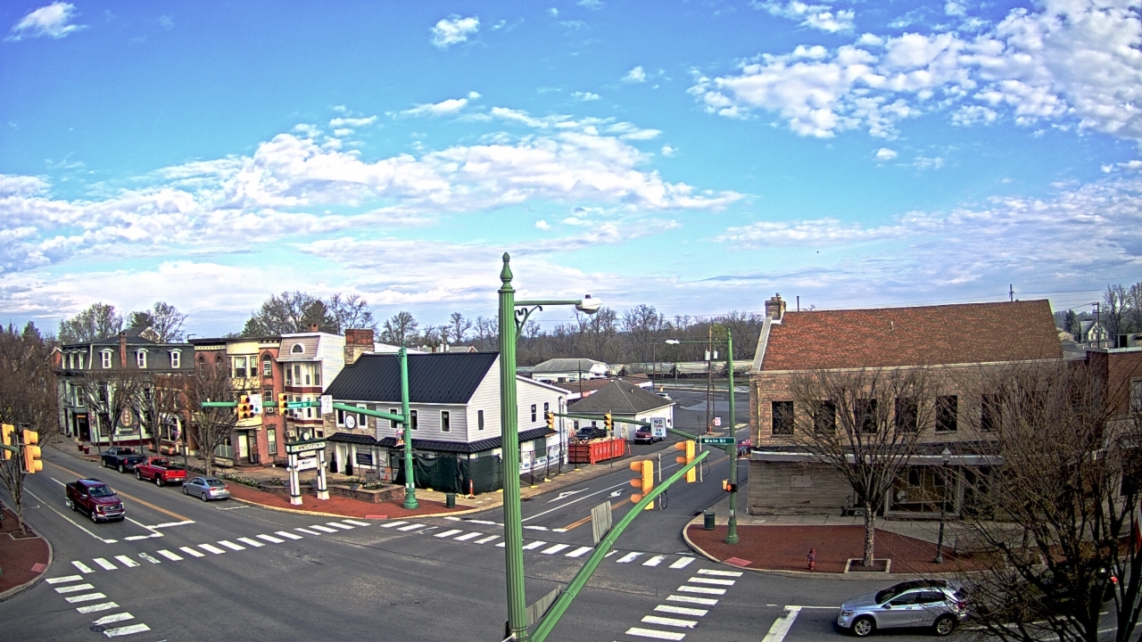 Thumbnail for current weather camera view from JoJos Pizza in Hummelstown, Pennsylvania