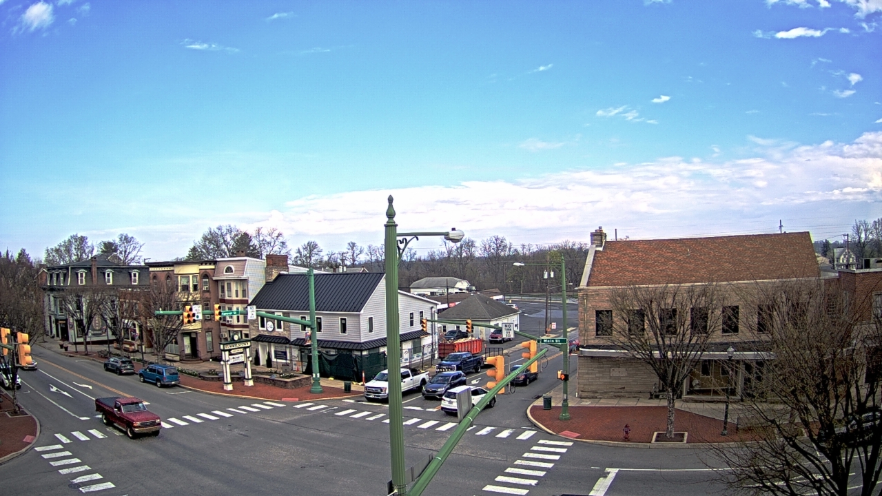 Thumbnail for current weather camera view from JoJos Pizza in Hummelstown, Pennsylvania