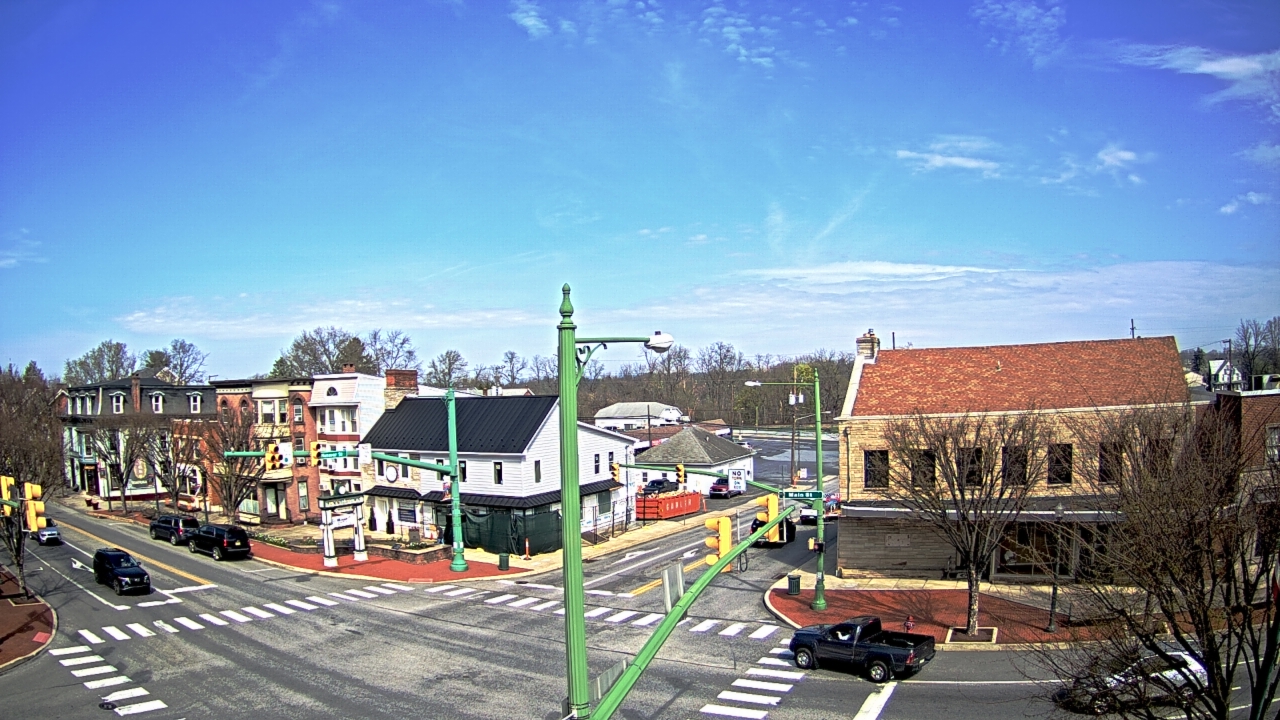 Thumbnail for current weather camera view from JoJos Pizza in Hummelstown, Pennsylvania