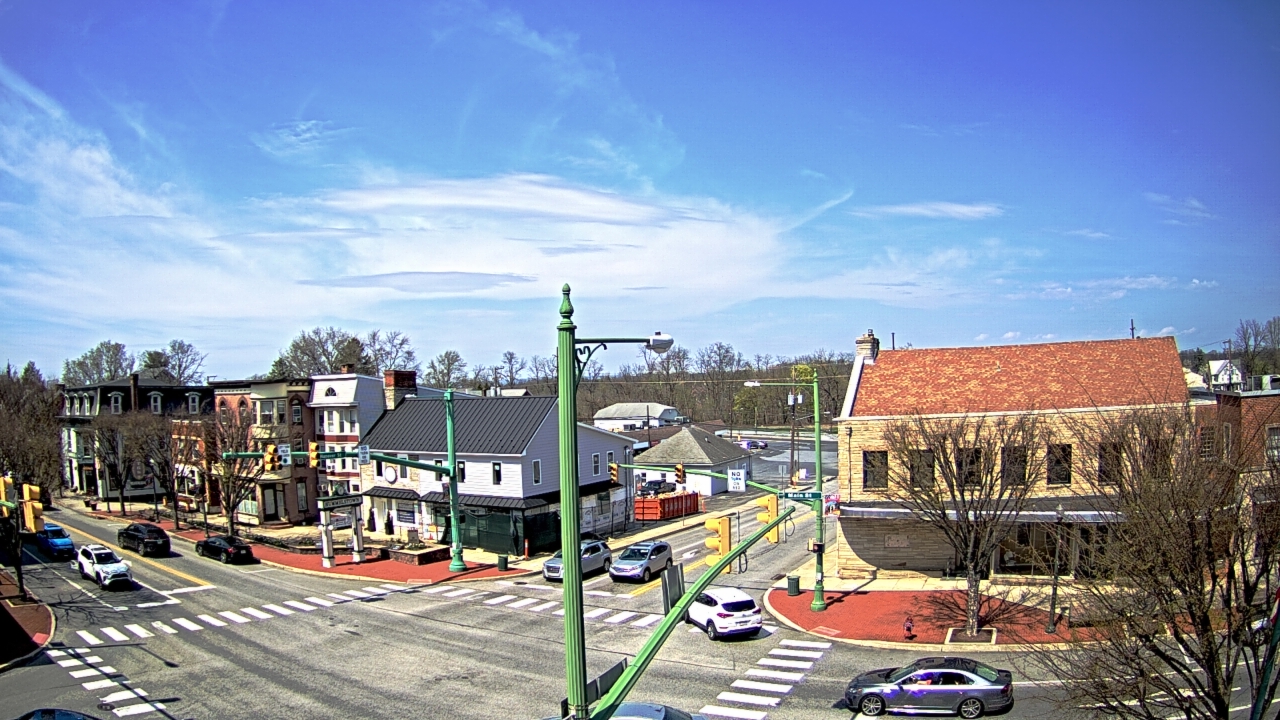 Thumbnail for current weather camera view from JoJos Pizza in Hummelstown, Pennsylvania