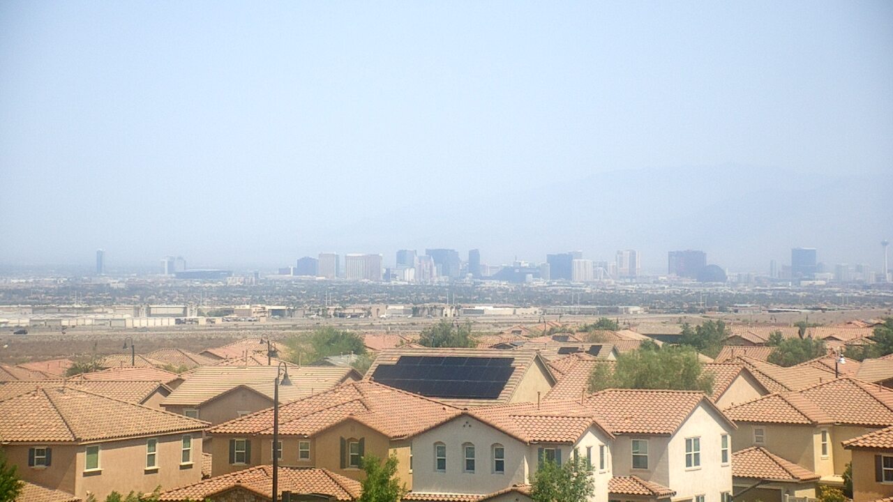 Thumbnail for current weather camera view from Robert and Sandy Ellis ES in Henderson, Nevada