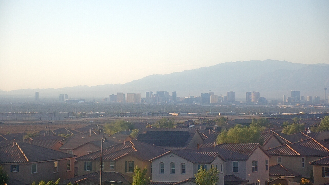 Thumbnail for current weather camera view from Robert and Sandy Ellis ES in Henderson, Nevada
