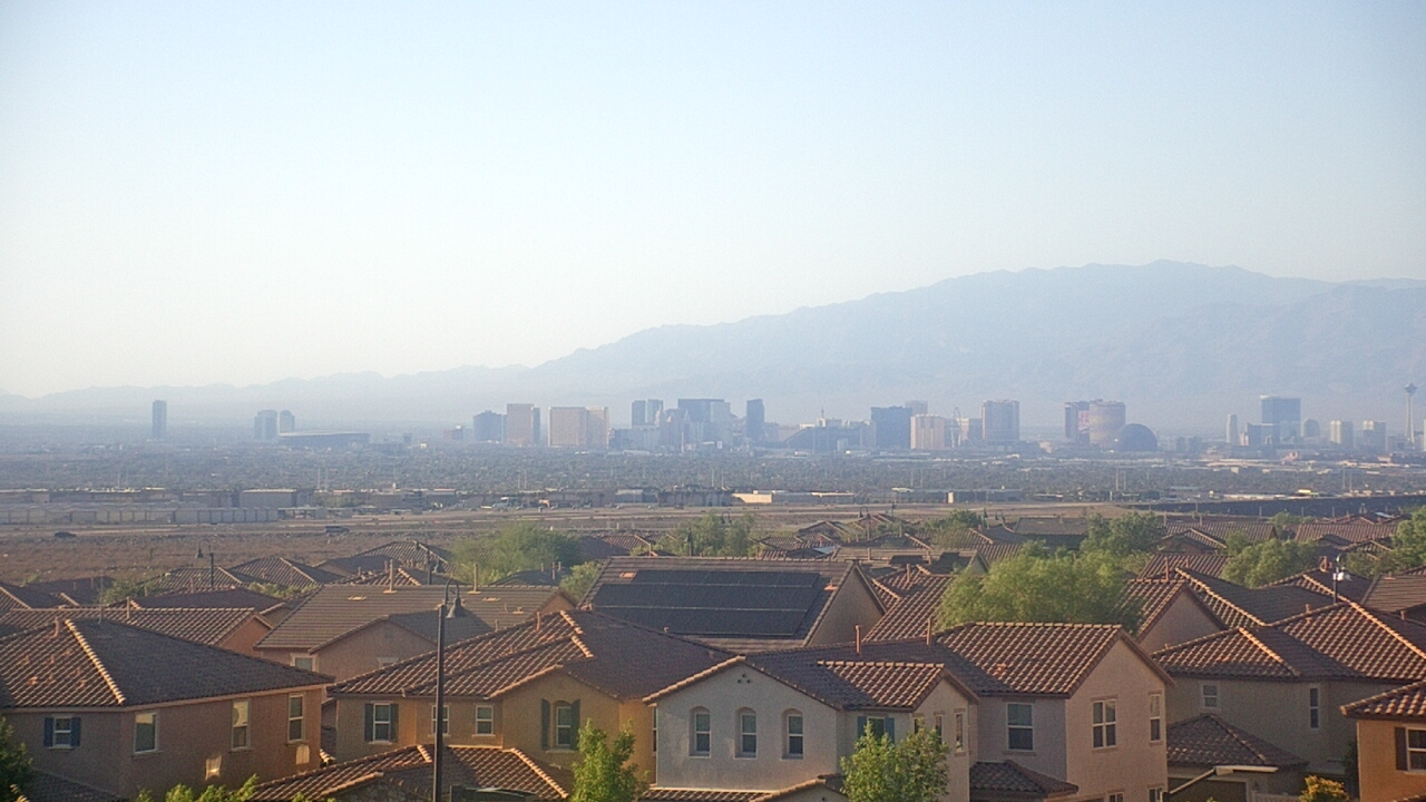 Thumbnail for current weather camera view from Robert and Sandy Ellis ES in Henderson, Nevada
