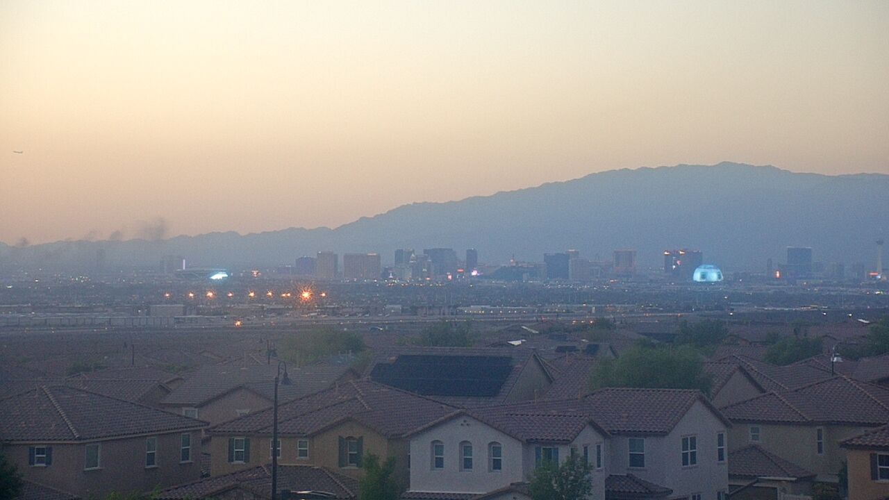 Thumbnail for current weather camera view from Robert and Sandy Ellis ES in Henderson, Nevada