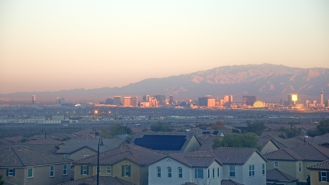Thumbnail for current weather camera view from Robert and Sandy Ellis ES in Henderson, Nevada