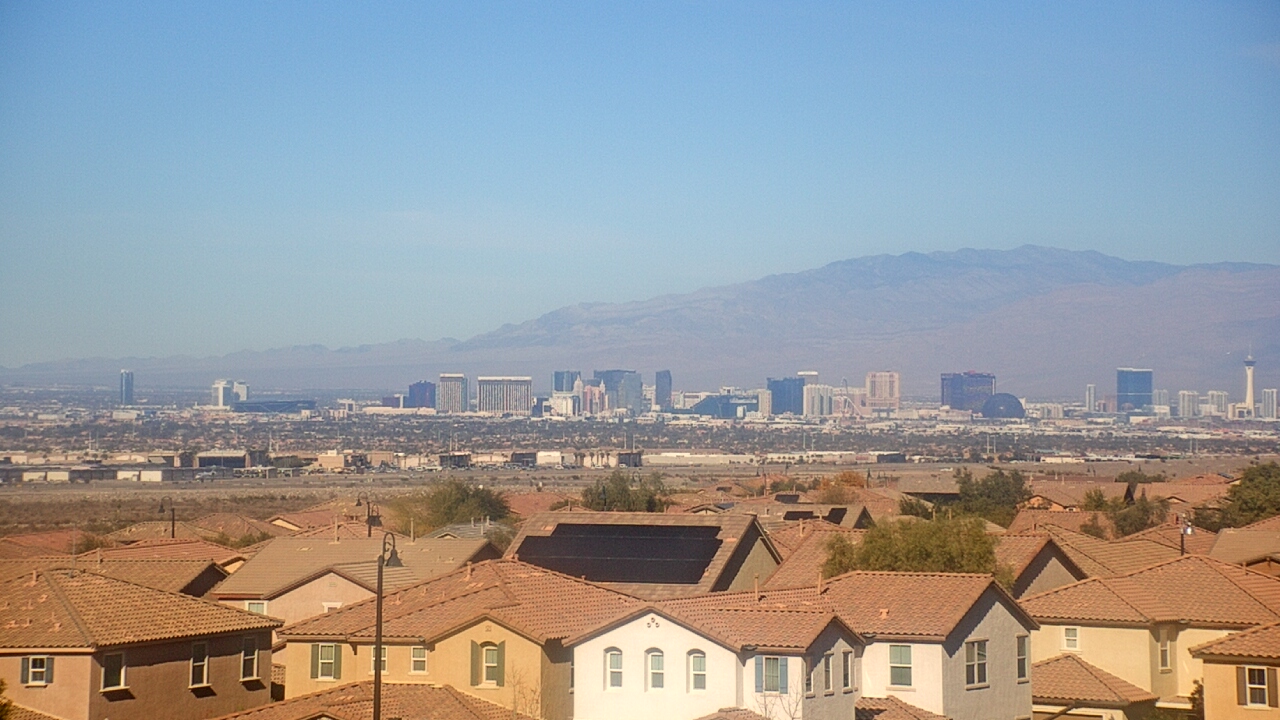 Thumbnail for current weather camera view from Robert and Sandy Ellis ES in Henderson, Nevada