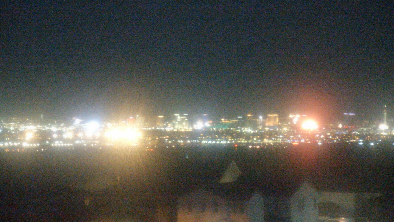 Thumbnail for current weather camera view from Robert and Sandy Ellis ES in Henderson, Nevada