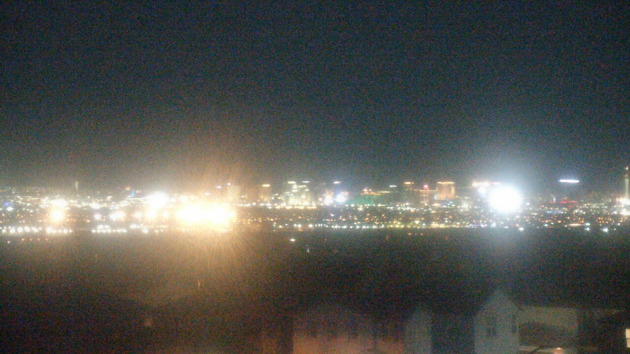 Thumbnail for current weather camera view from Robert and Sandy Ellis ES in Henderson, Nevada