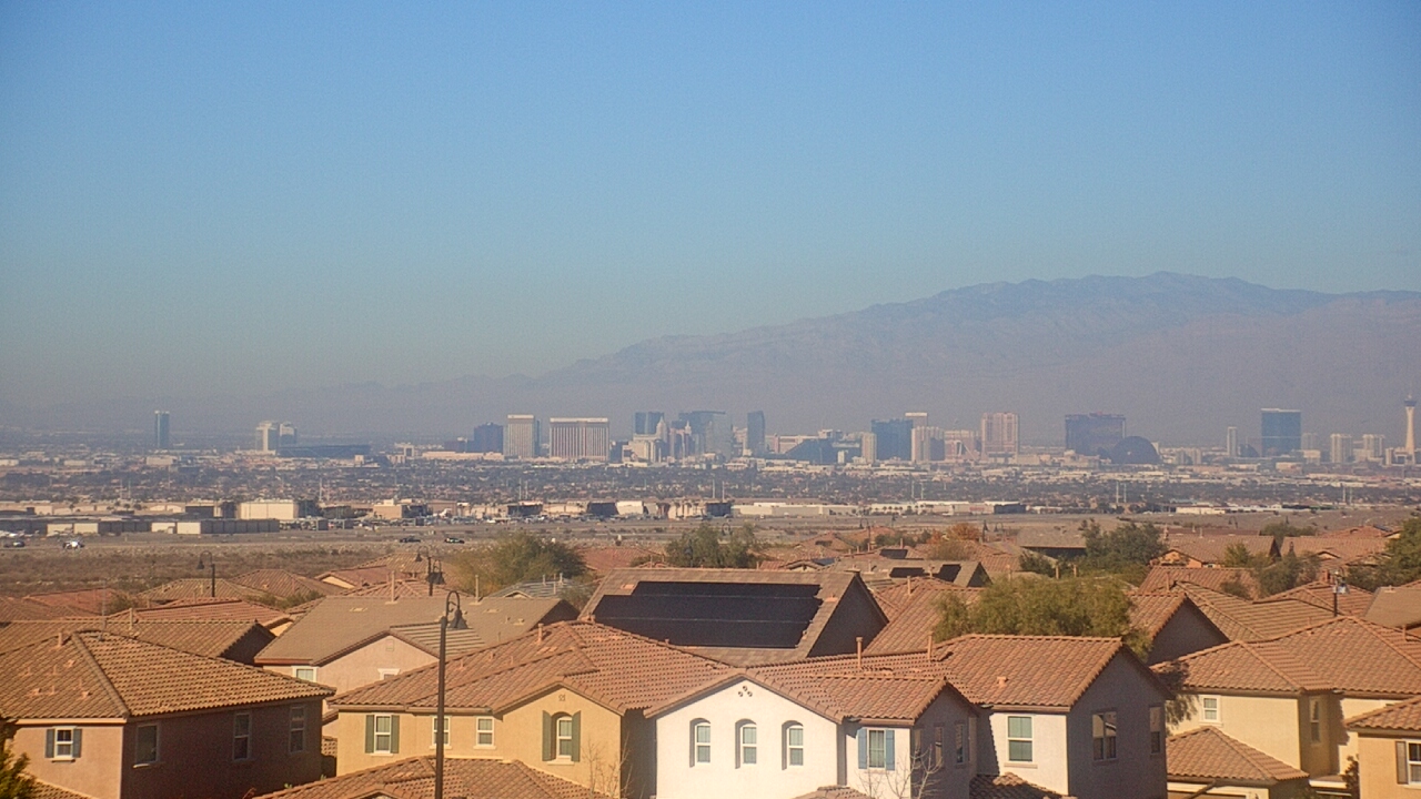 Thumbnail for current weather camera view from Robert and Sandy Ellis ES in Henderson, Nevada