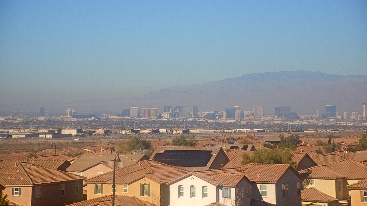 Thumbnail for current weather camera view from Robert and Sandy Ellis ES in Henderson, Nevada