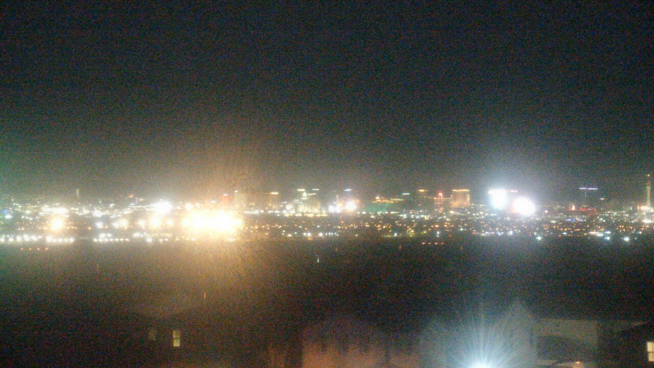 Thumbnail for current weather camera view from Robert and Sandy Ellis ES in Henderson, Nevada