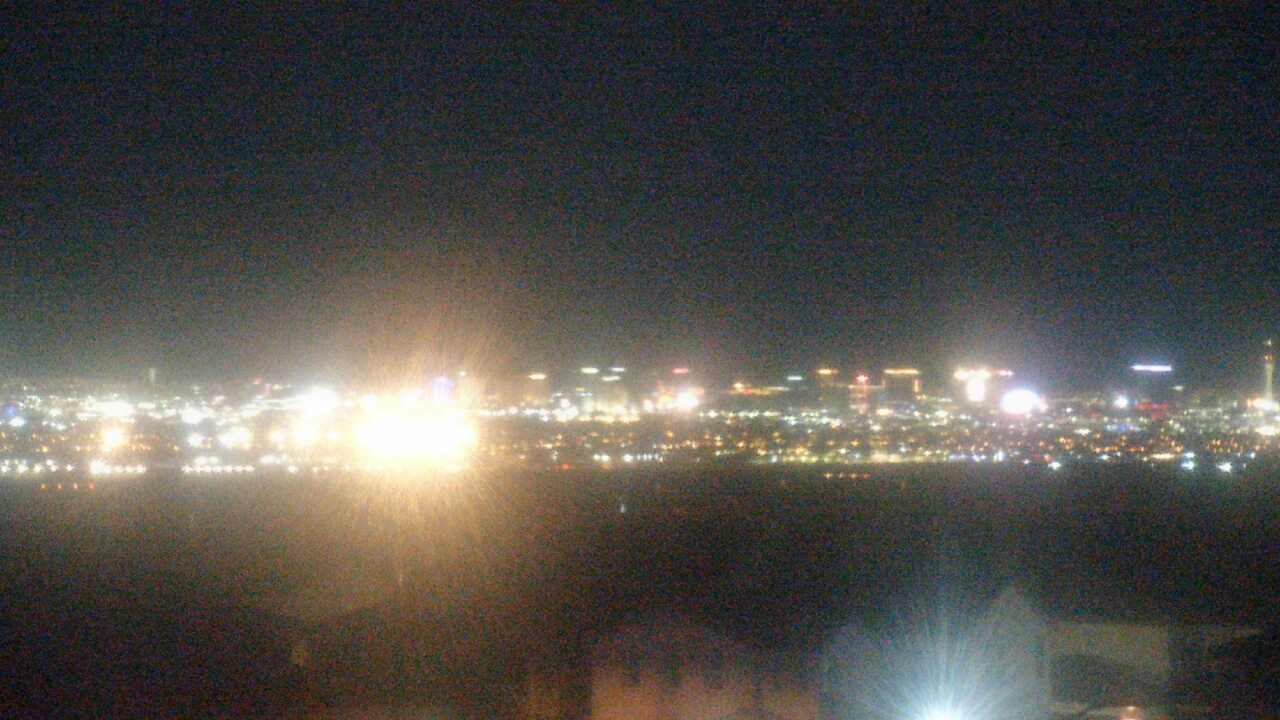 Thumbnail for current weather camera view from Robert and Sandy Ellis ES in Henderson, Nevada