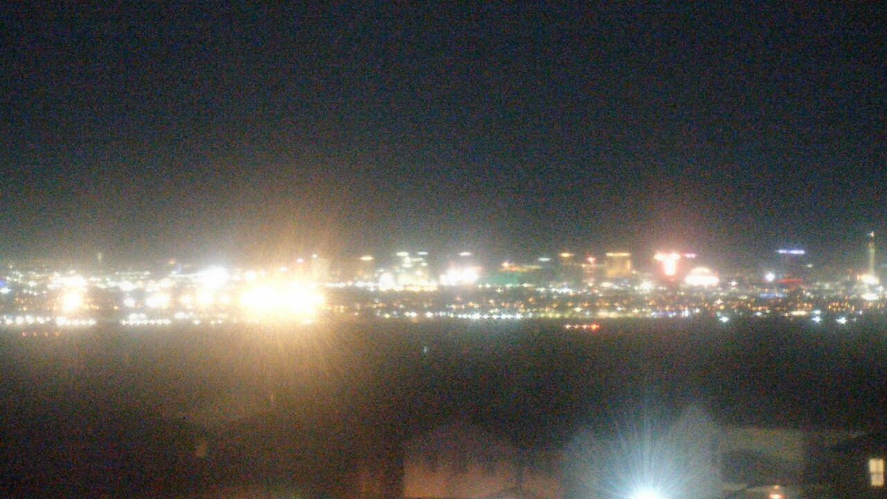 Thumbnail for current weather camera view from Robert and Sandy Ellis ES in Henderson, Nevada