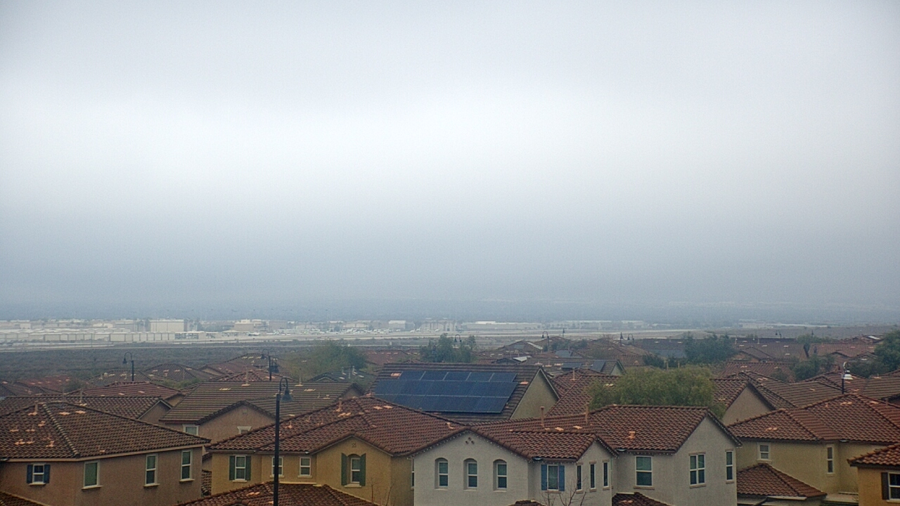 Thumbnail for current weather camera view from Robert and Sandy Ellis ES in Henderson, Nevada