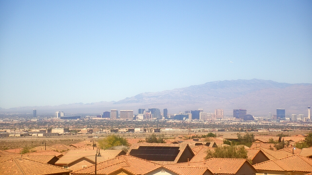 Thumbnail for current weather camera view from Robert and Sandy Ellis ES in Henderson, Nevada