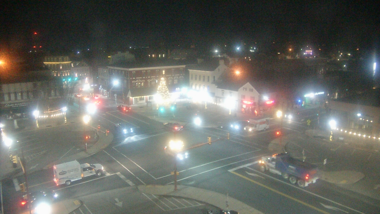 Thumbnail for current weather camera view from Square Commercial Center in Hanover, Pennsylvania