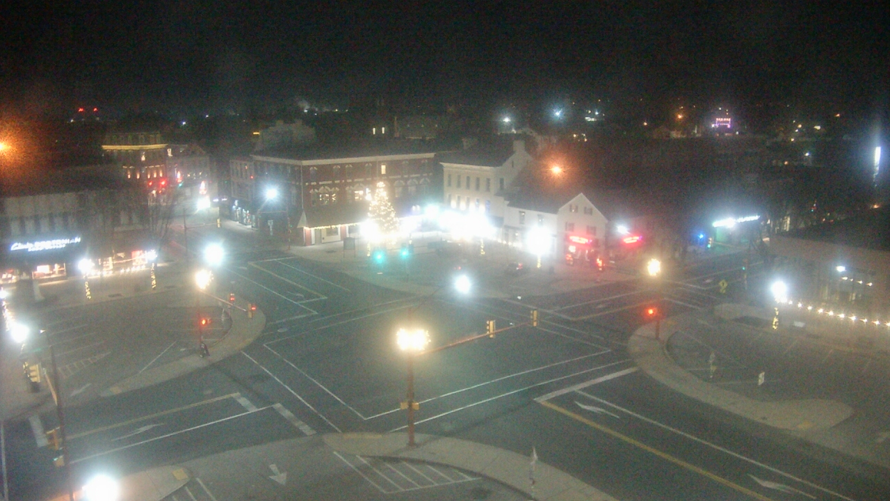 Thumbnail for current weather camera view from Square Commercial Center in Hanover, Pennsylvania
