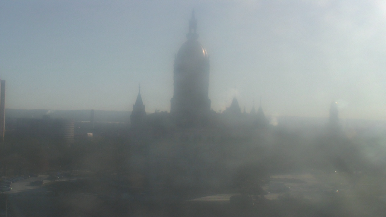 Thumbnail for current weather camera view from Div of Emergency Management and Homeland Security in City of Hartford, Connecticut