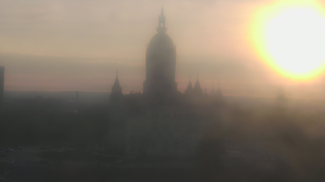 Thumbnail for current weather camera view from Div of Emergency Management and Homeland Security in City of Hartford, Connecticut