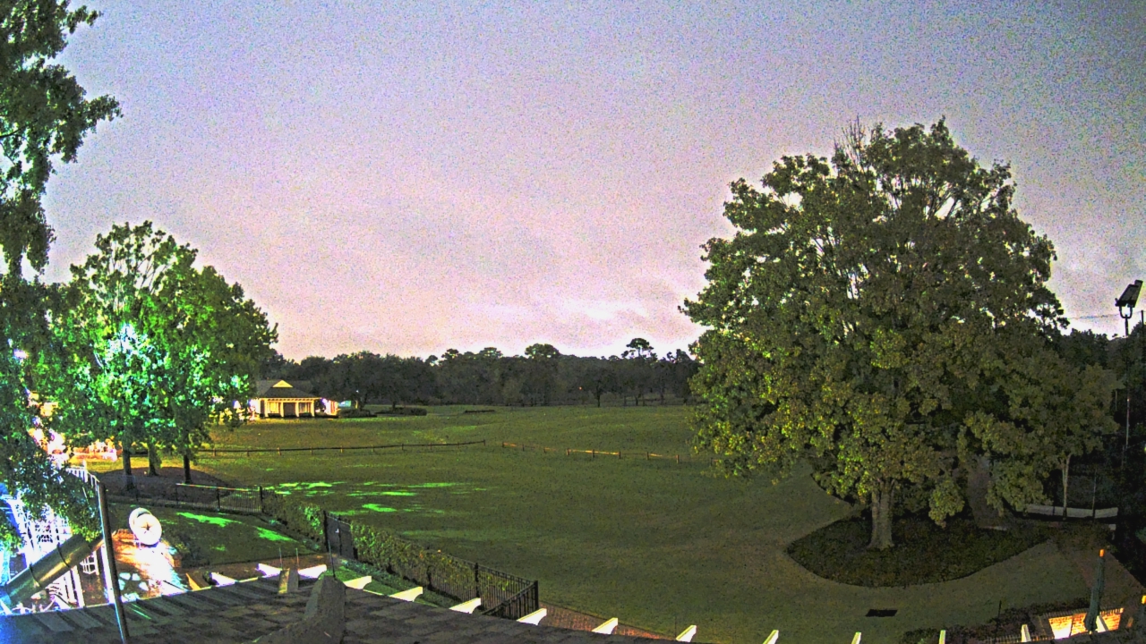 Thumbnail for current weather camera view from Houston Country Club in Houston, Texas
