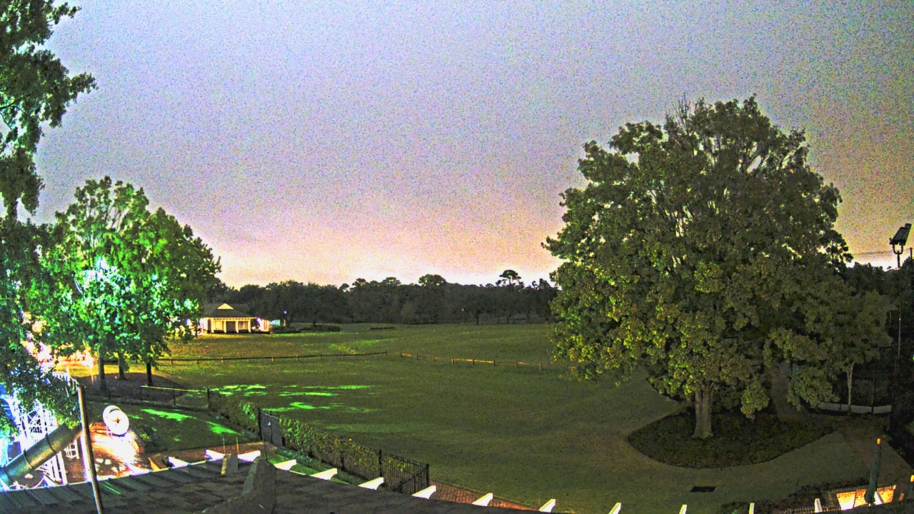 Thumbnail for current weather camera view from Houston Country Club in Houston, Texas