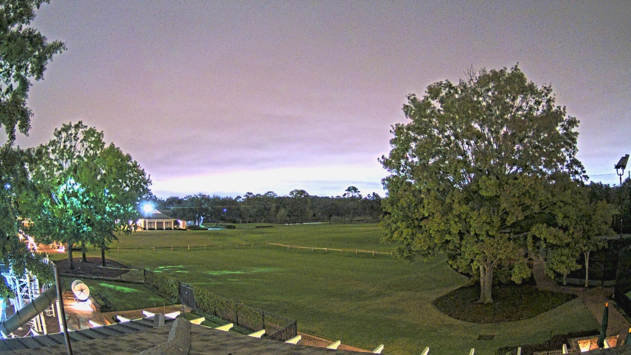 Thumbnail for current weather camera view from Houston Country Club in Houston, Texas