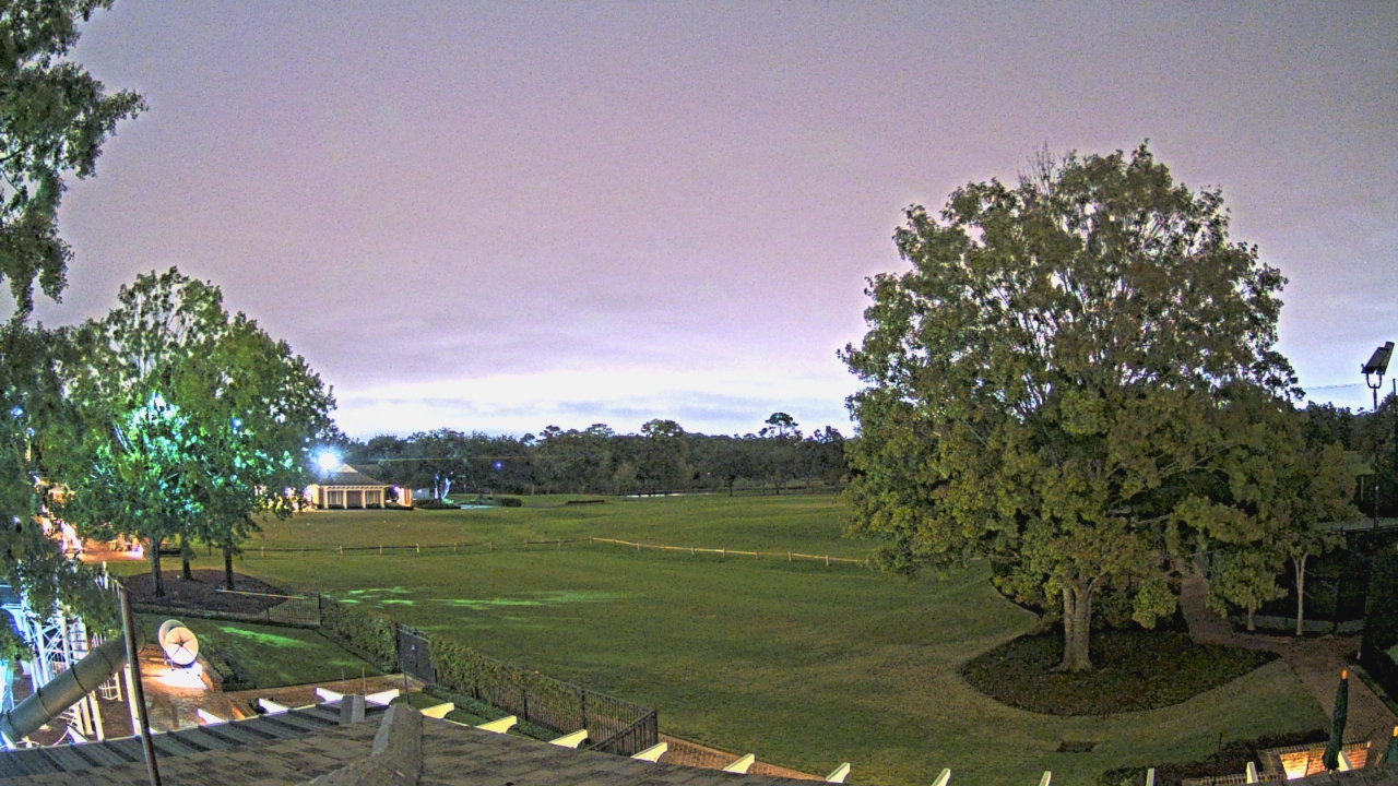 Thumbnail for current weather camera view from Houston Country Club in Houston, Texas
