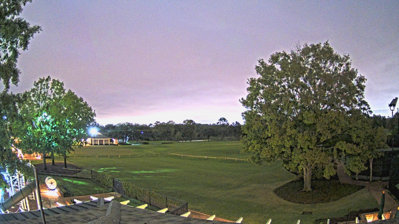 Thumbnail for current weather camera view from Houston Country Club in Houston, Texas