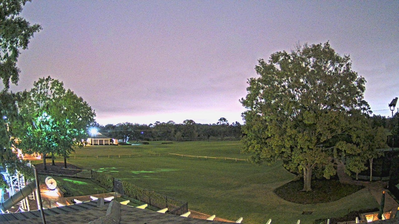 Thumbnail for current weather camera view from Houston Country Club in Houston, Texas