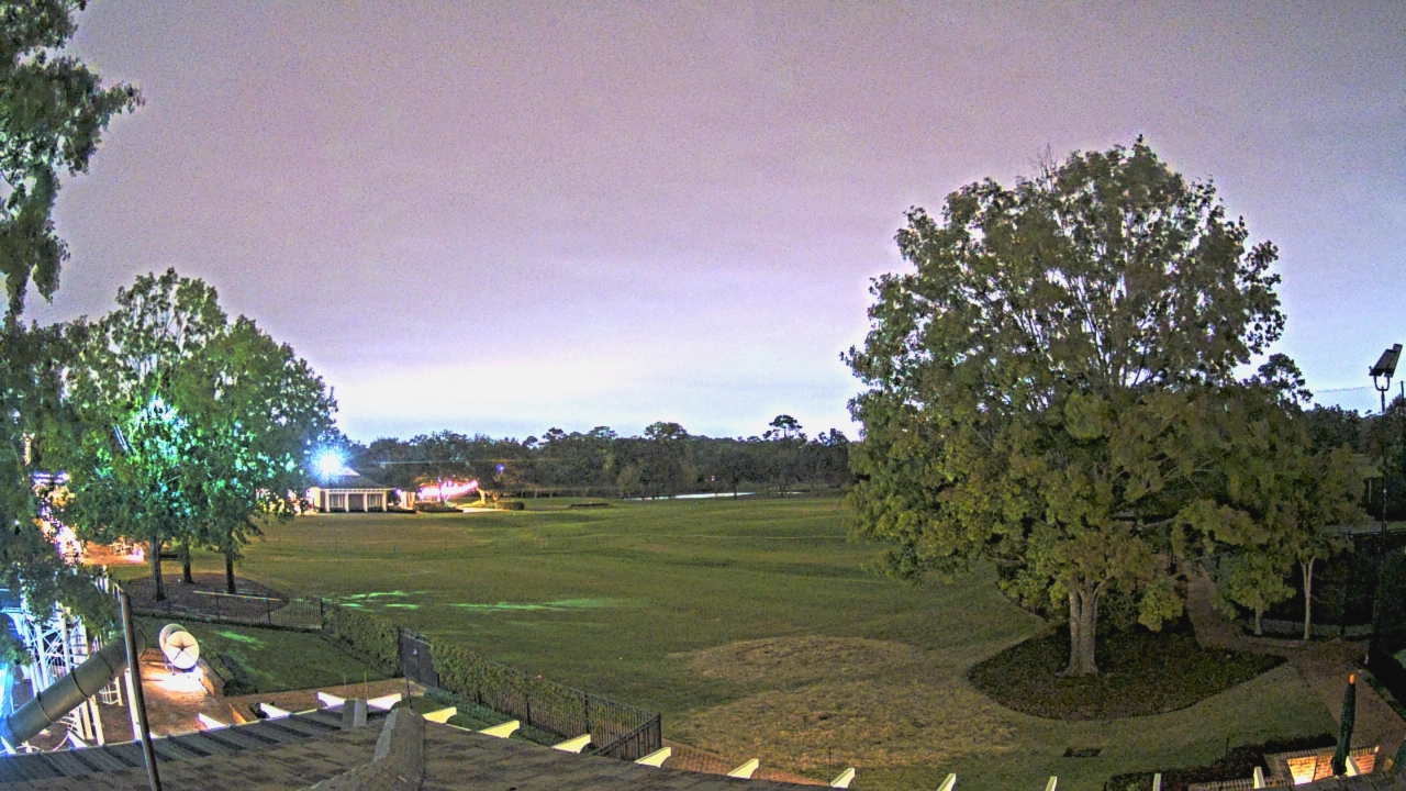 Thumbnail for current weather camera view from Houston Country Club in Houston, Texas