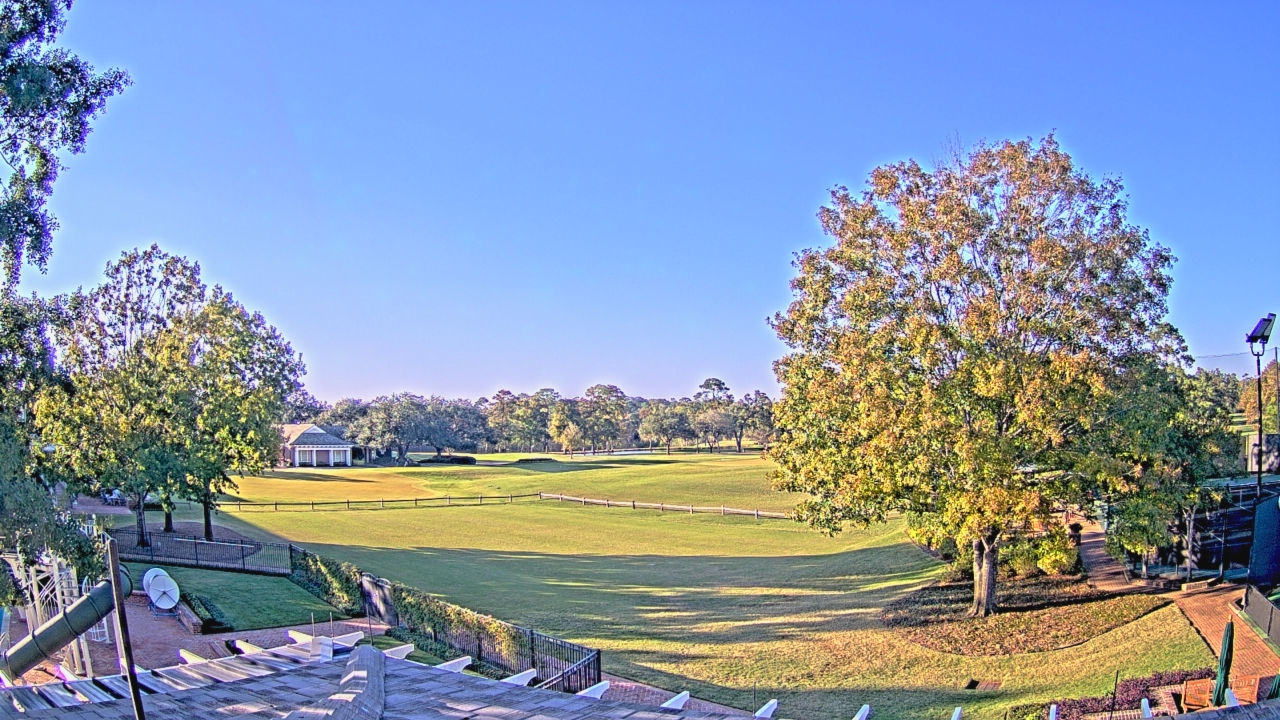 Thumbnail for current weather camera view from Houston Country Club in Houston, Texas